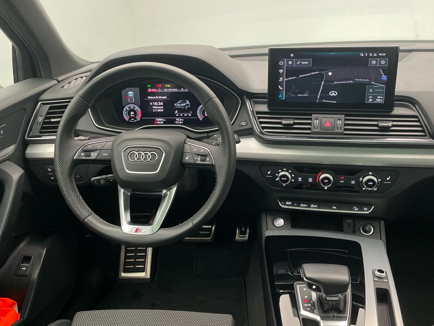 Audi Q5 S line 35TDI - Samsaru's Car Outlet
