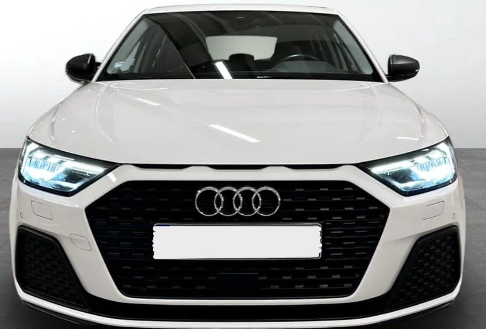 Audi A1 Sportback 35 TFSI - Samsaru's Car Outlet