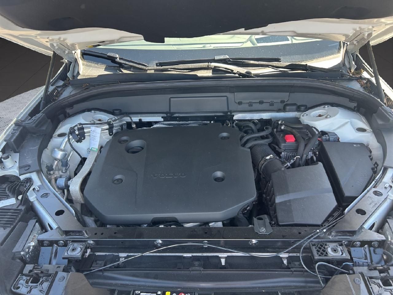 Volvo XC60 Ultimate Dark AWD * AHK * 360 Grad Kamera