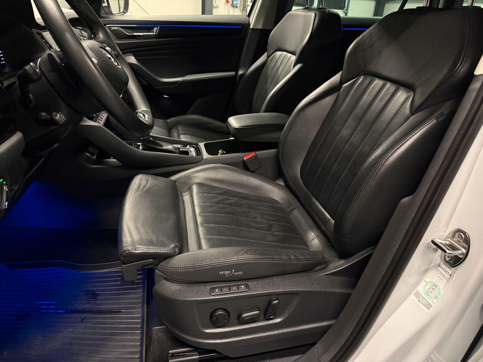 Skoda Kodiaq L&K 4x4 *LEDER*MASSAGE*360*AHK*Standhzg*