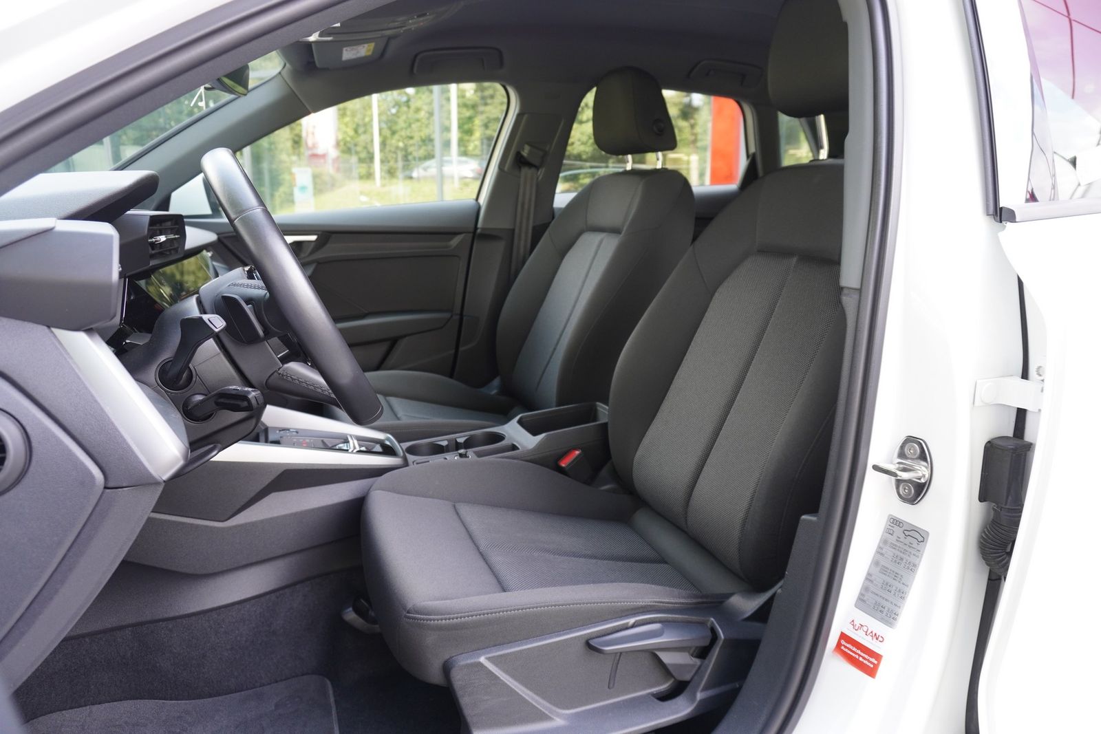 Audi A3 Sportback 40 TFSIe S line Sitzheizung LED DAB