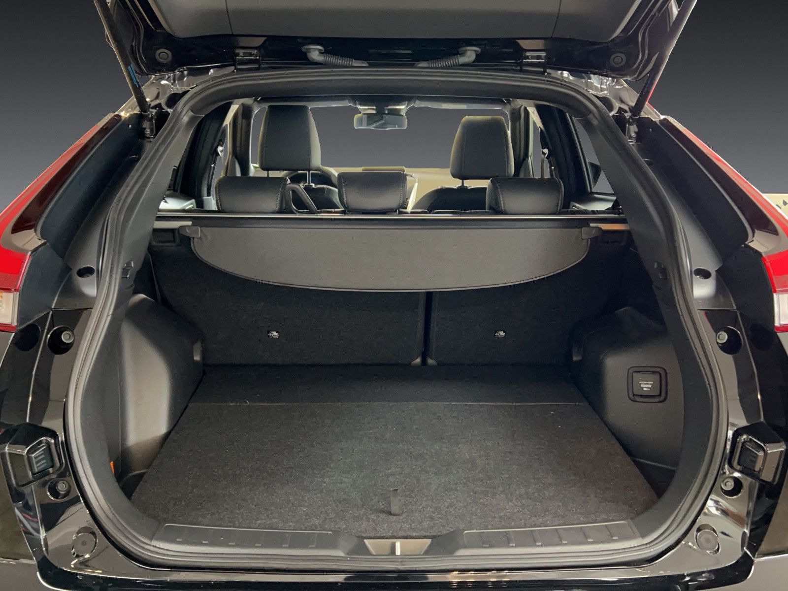 Mitsubishi Eclipse Cross PHEV Select +