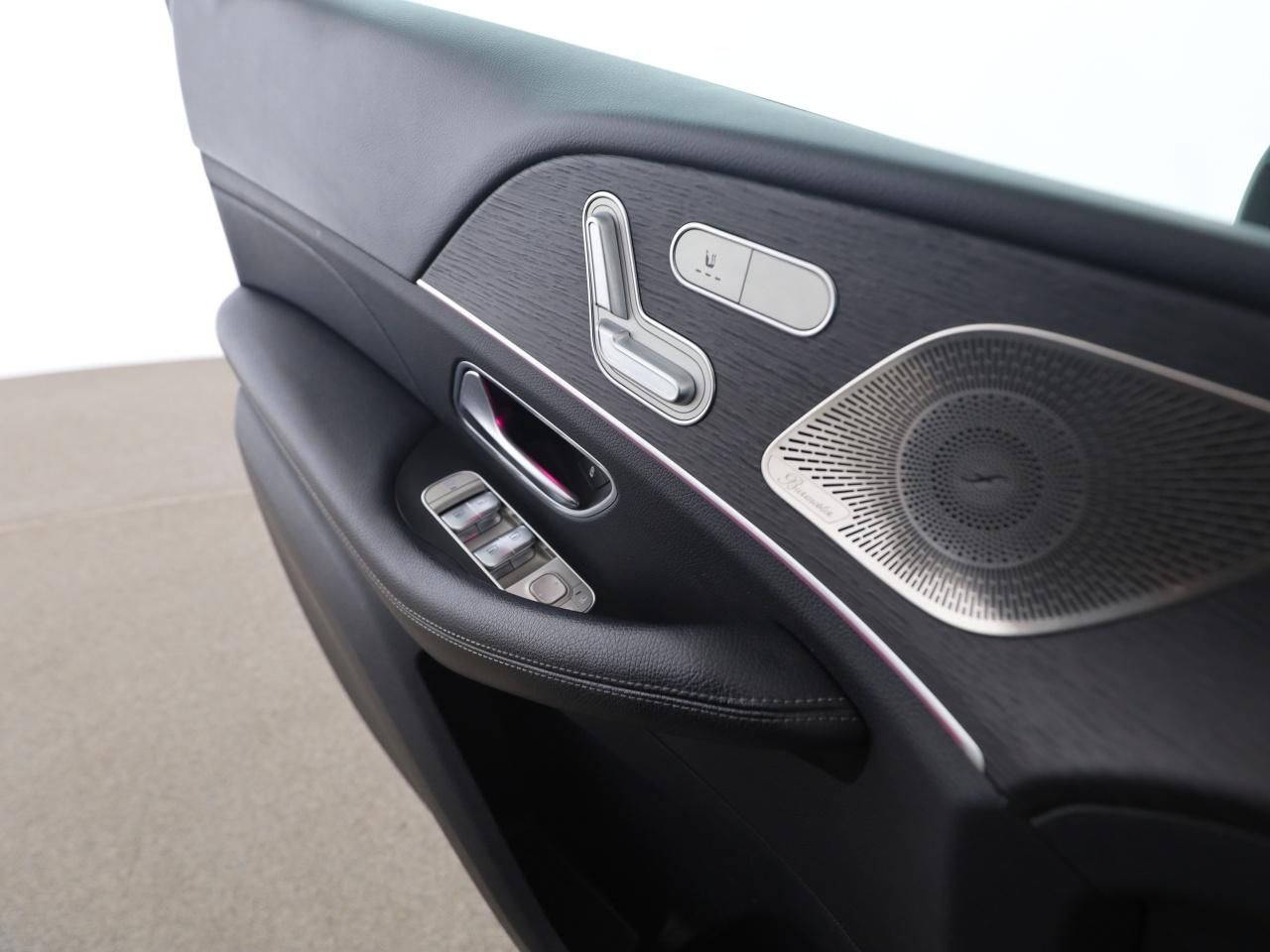 Mercedes-Benz GLE 350 de 4M AMG Night Burmester MBUX Pano LED