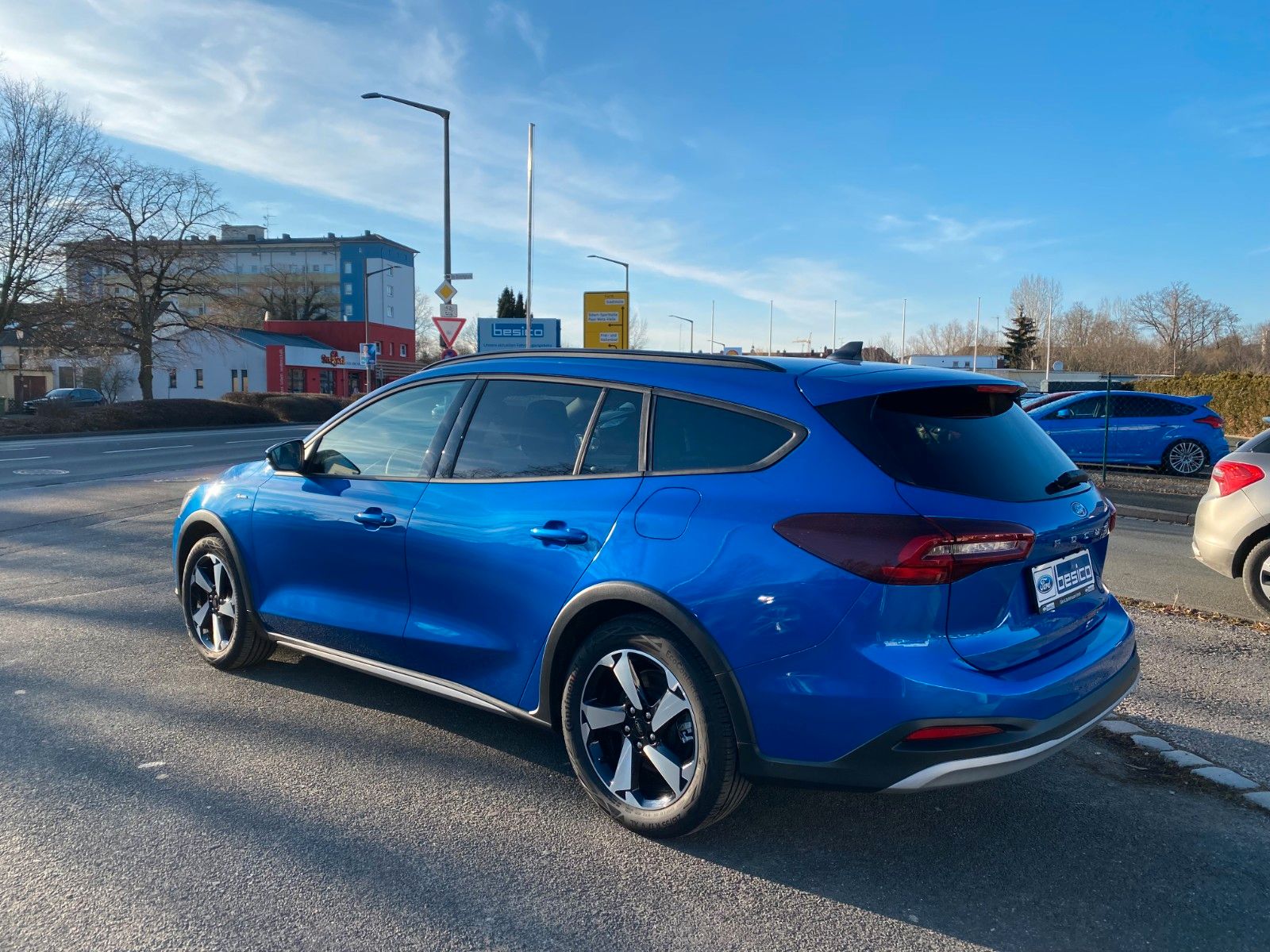 Ford Focus Turnier Active X 1,0EcoBoost*Automatik*Nav