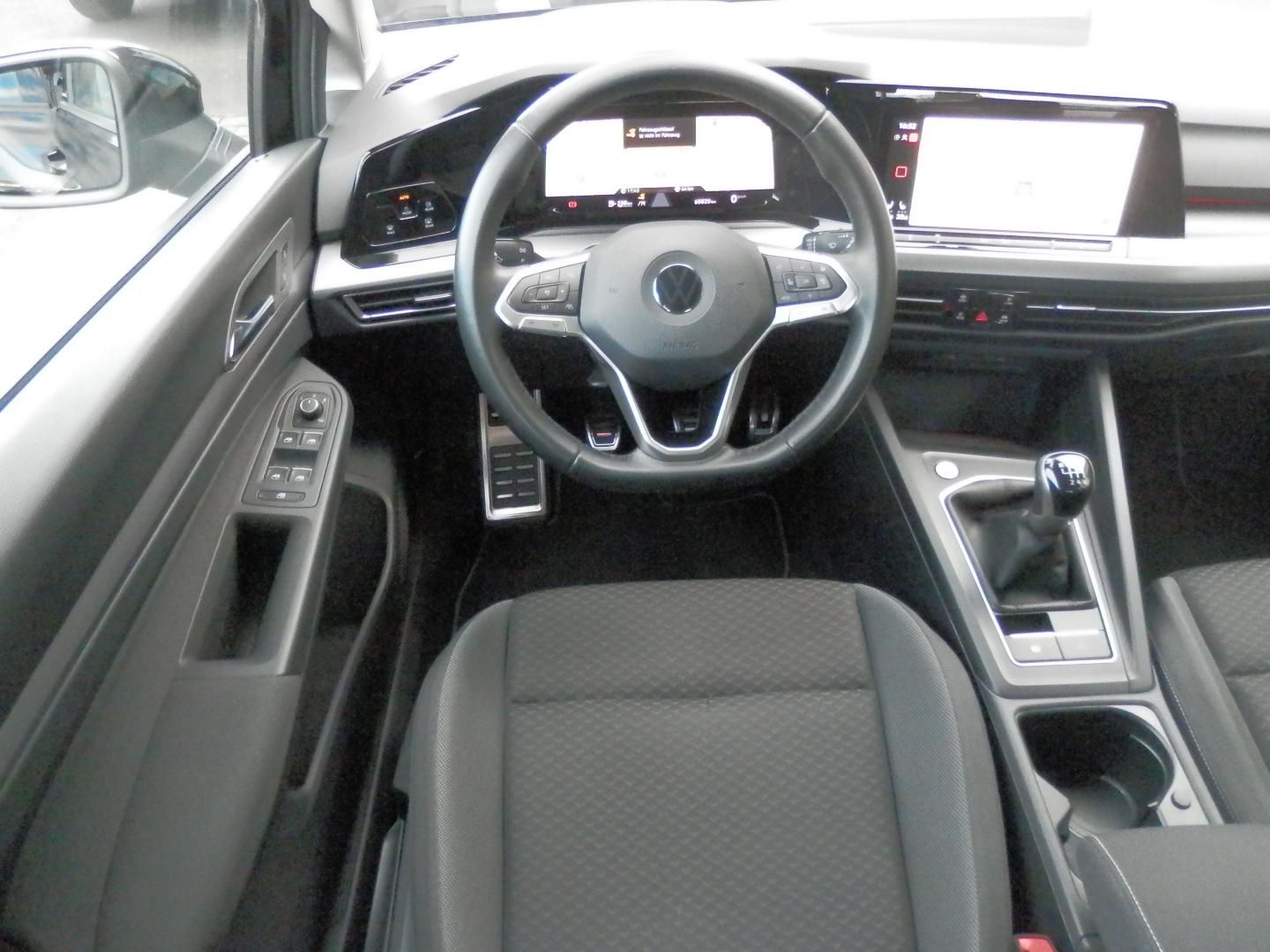 Volkswagen Golf Life - Samsaru's Car Outlet