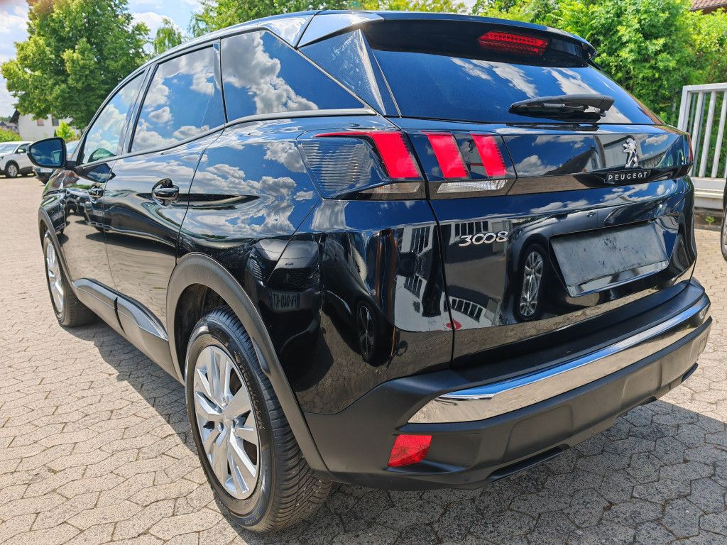 Peugeot 3008 PureTech 130 EAT8 - Samsaru's Car Outlet