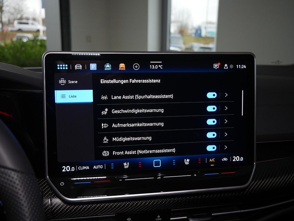 Volkswagen Golf Variant R 2.0 TSI 4Motion DSG PANO AHK MATR