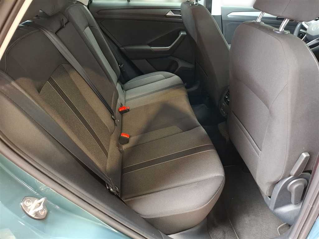 Volkswagen T-Roc Life 2.0 TDI DSG - Samsaru's Car Outlet