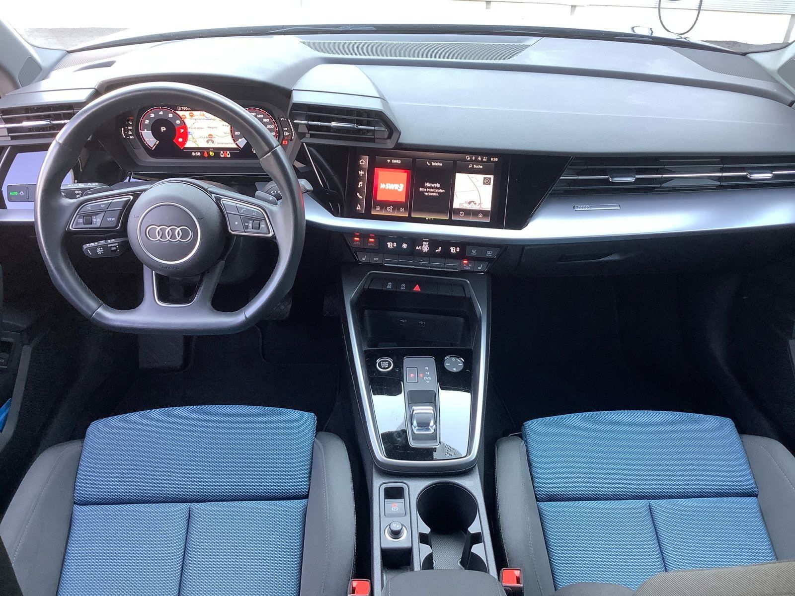 Audi A3 Sportback 30 TFSI S-Tronic Advanced - Samsaru's Car Outlet