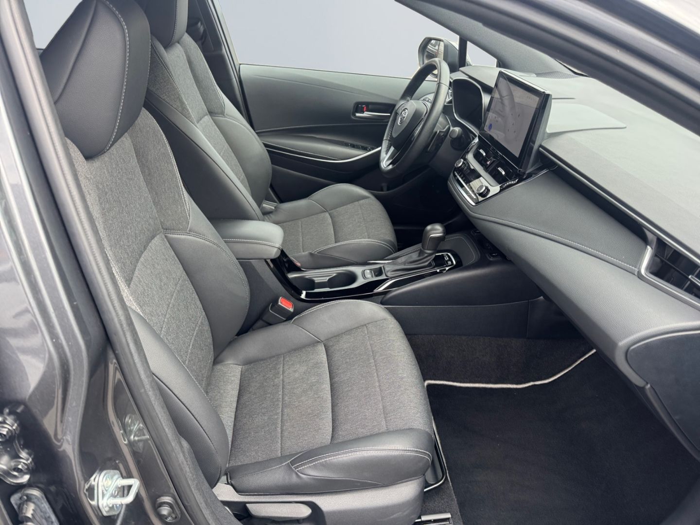 Toyota Corolla 2.0 Hybrid TS Team D *Technik Paket*CAM*