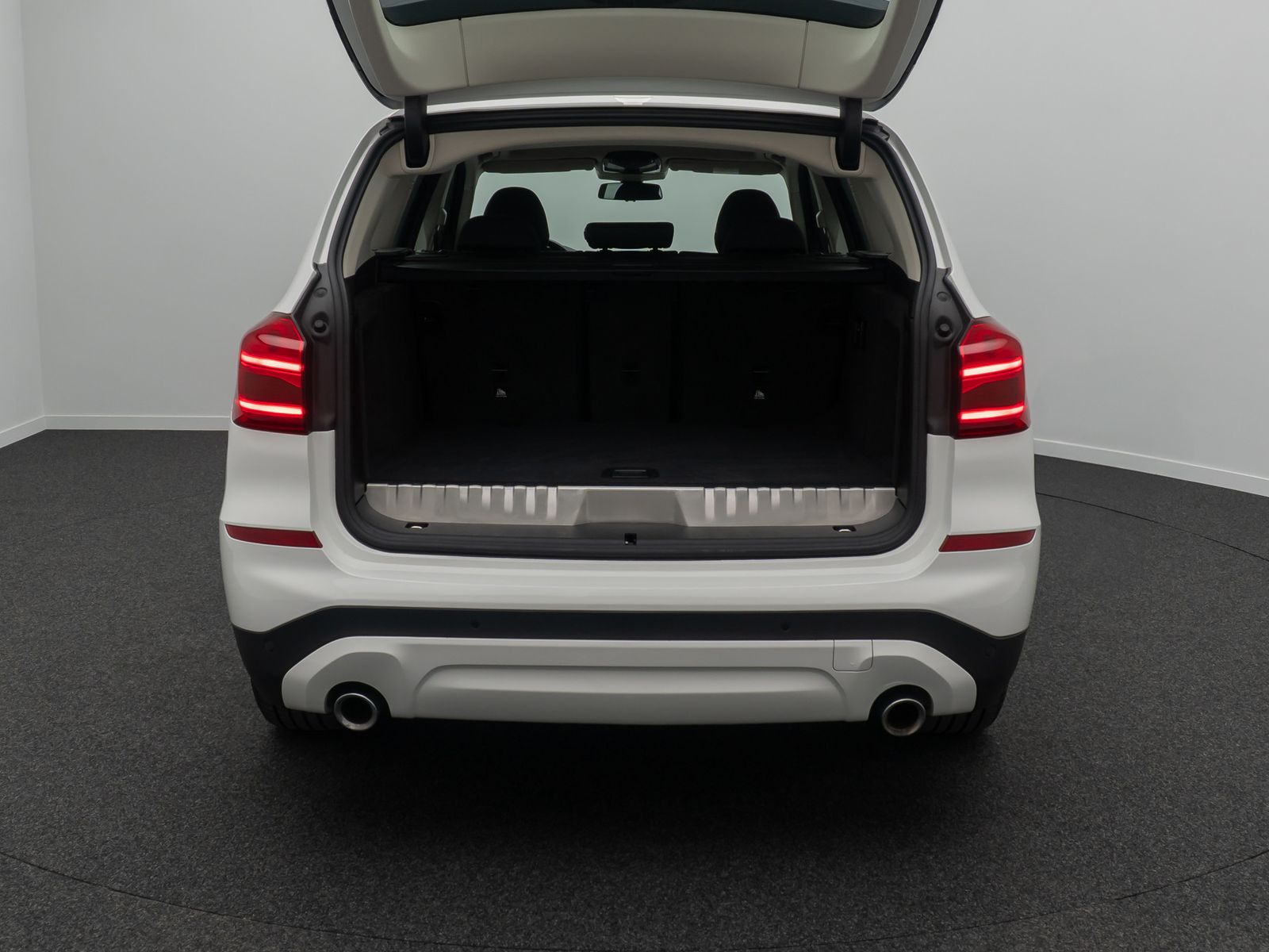 BMW X3 xD30e ACC 360°FernlichtAss HiFi Alarm HUD DAB