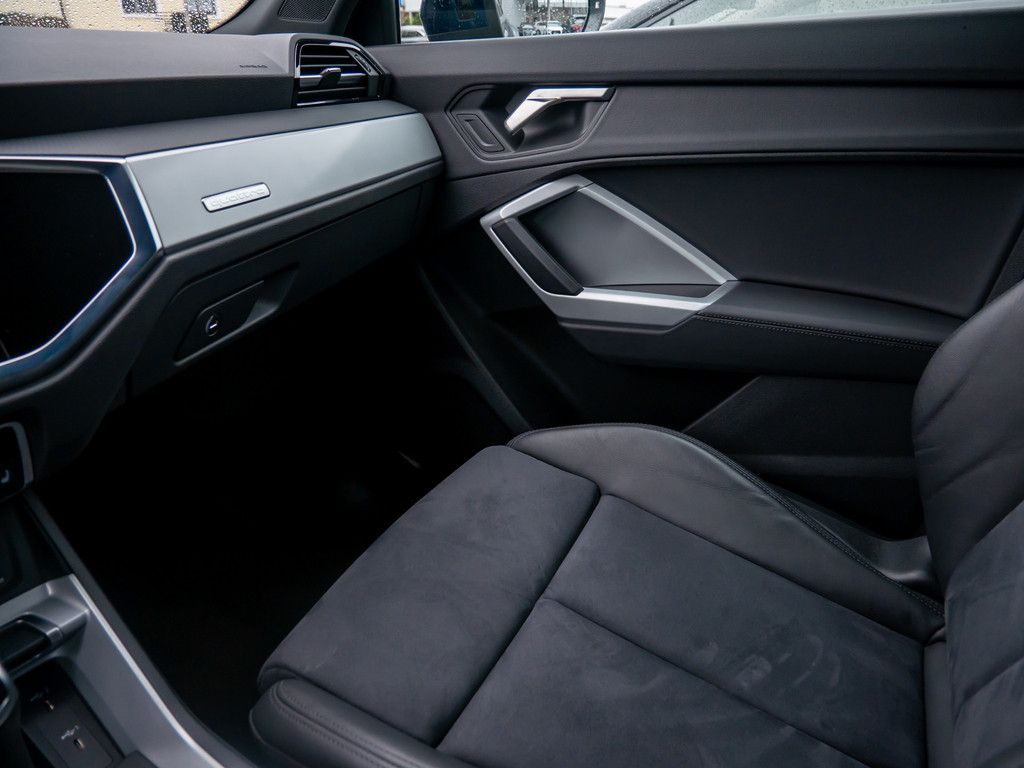 Audi Q3 S line 35 TDI quattro S tronic - Samsaru's Car Outlet