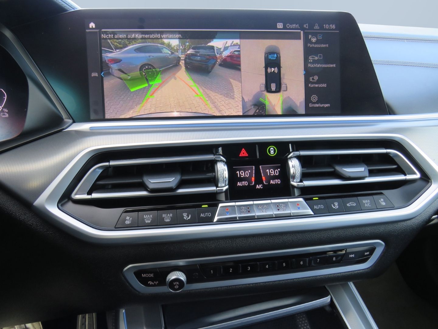 BMW X5 XDRIVE45E M-Sport Pano AHK HuD Laser Luftfede