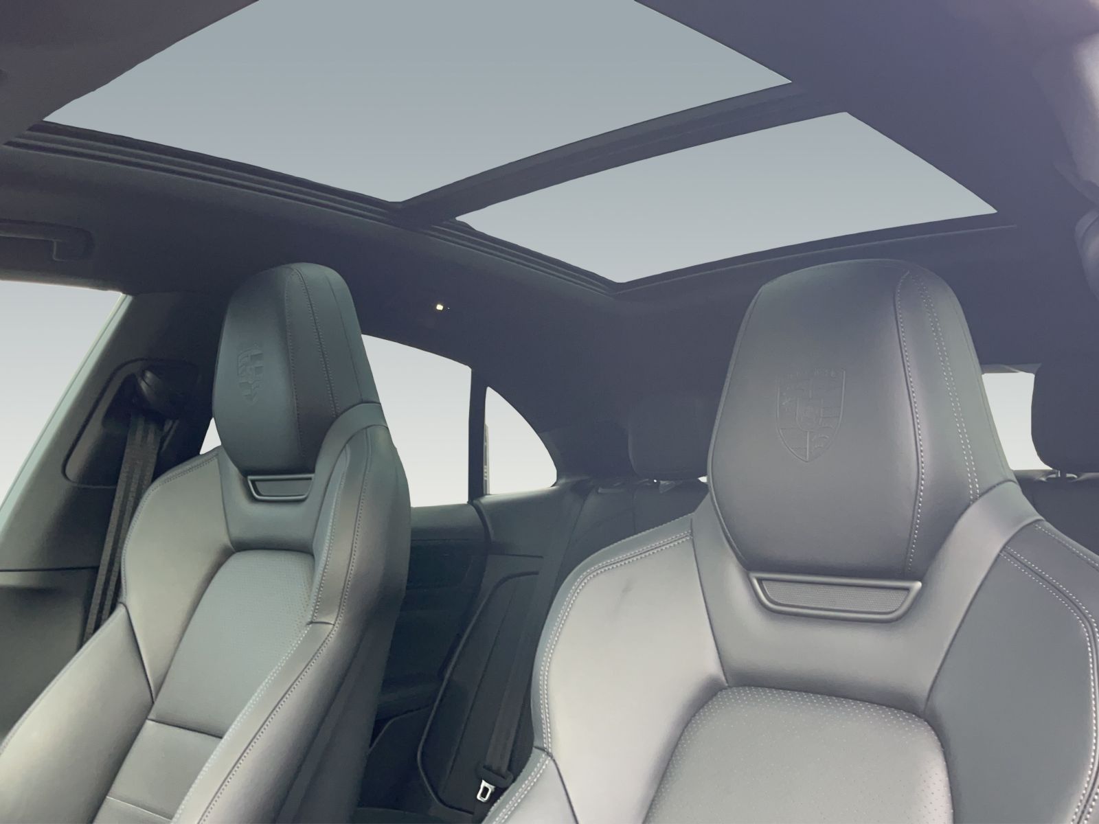 Porsche Macan 4 - Samsaru's Car Outlet