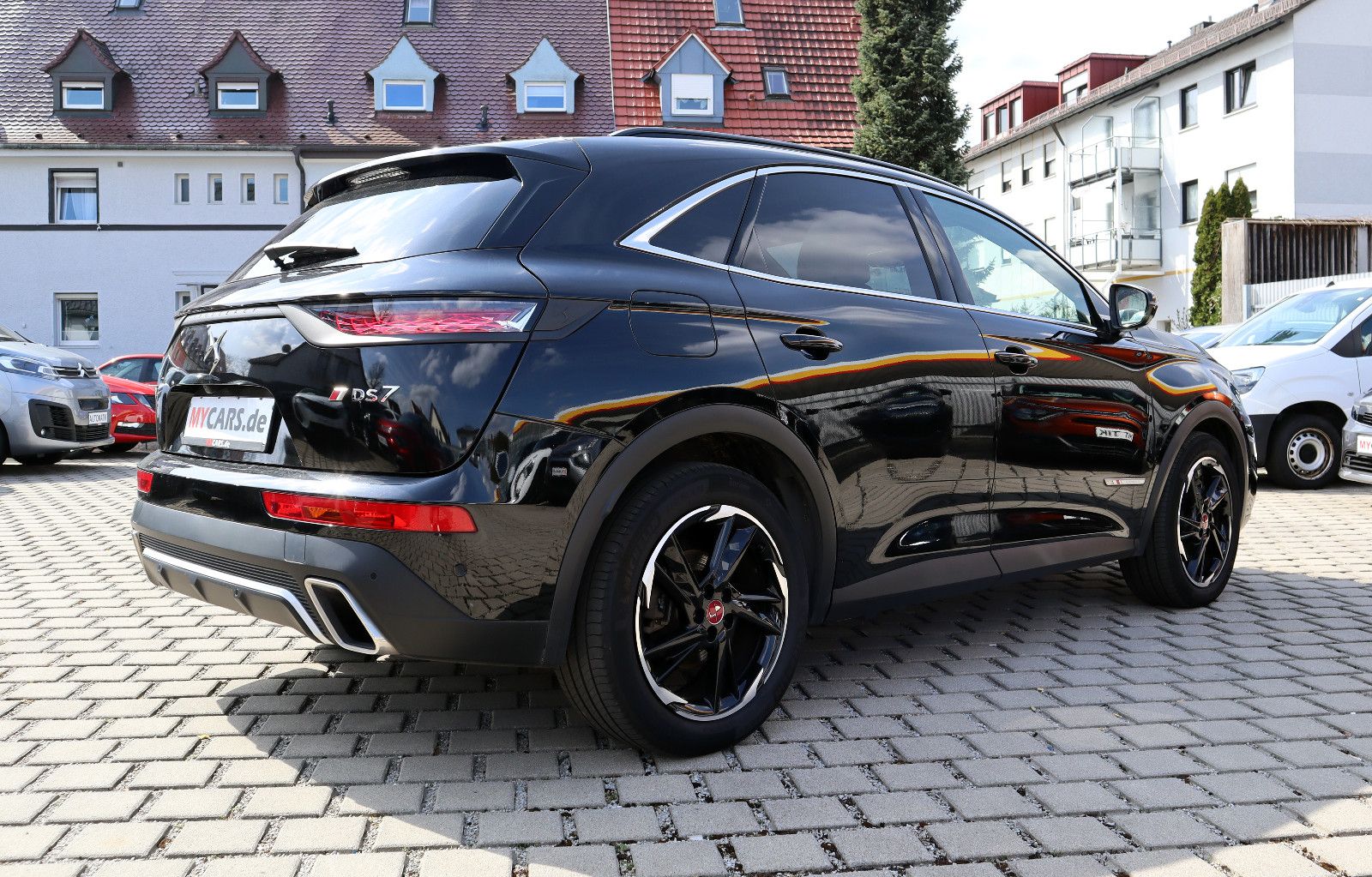 DS Automobiles DS7 E-Ten 4x4 Perf. Line*Rivoli*St.H*AHK*Pano*SH