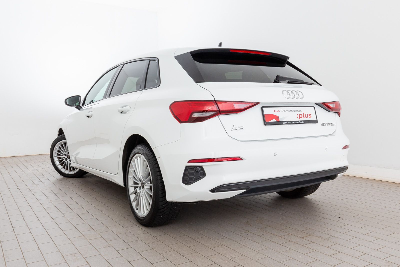 Audi A3 Sportback advanced 40 TFSI e S tr. LED PDC