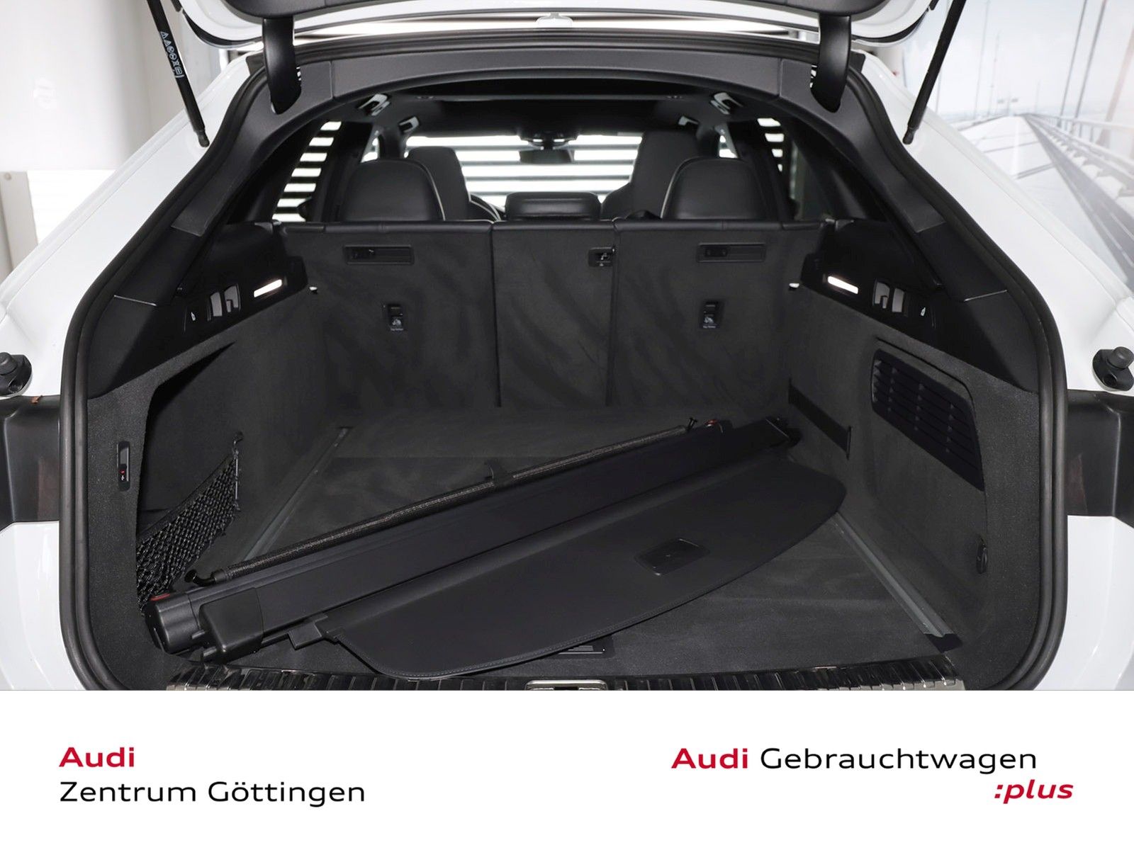 Audi RS 6 Avant TFSI qu. tiptr. +PANO+AHK+ MATRIX+B&O