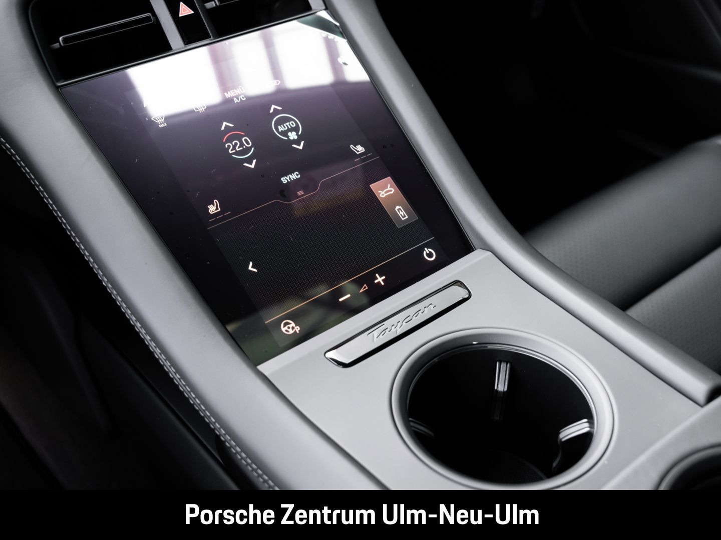 Porsche Taycan 4 Cross Turismo HD-Matrix ACC BOSE 20-Zol