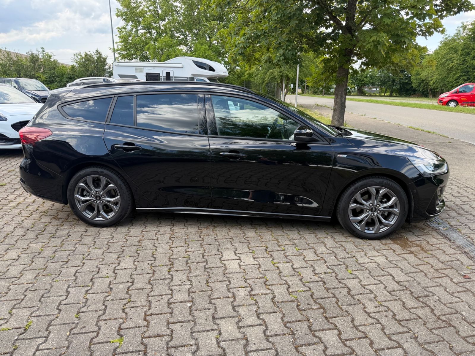 Ford Focus Turnier ST-Line X SYNC 4
