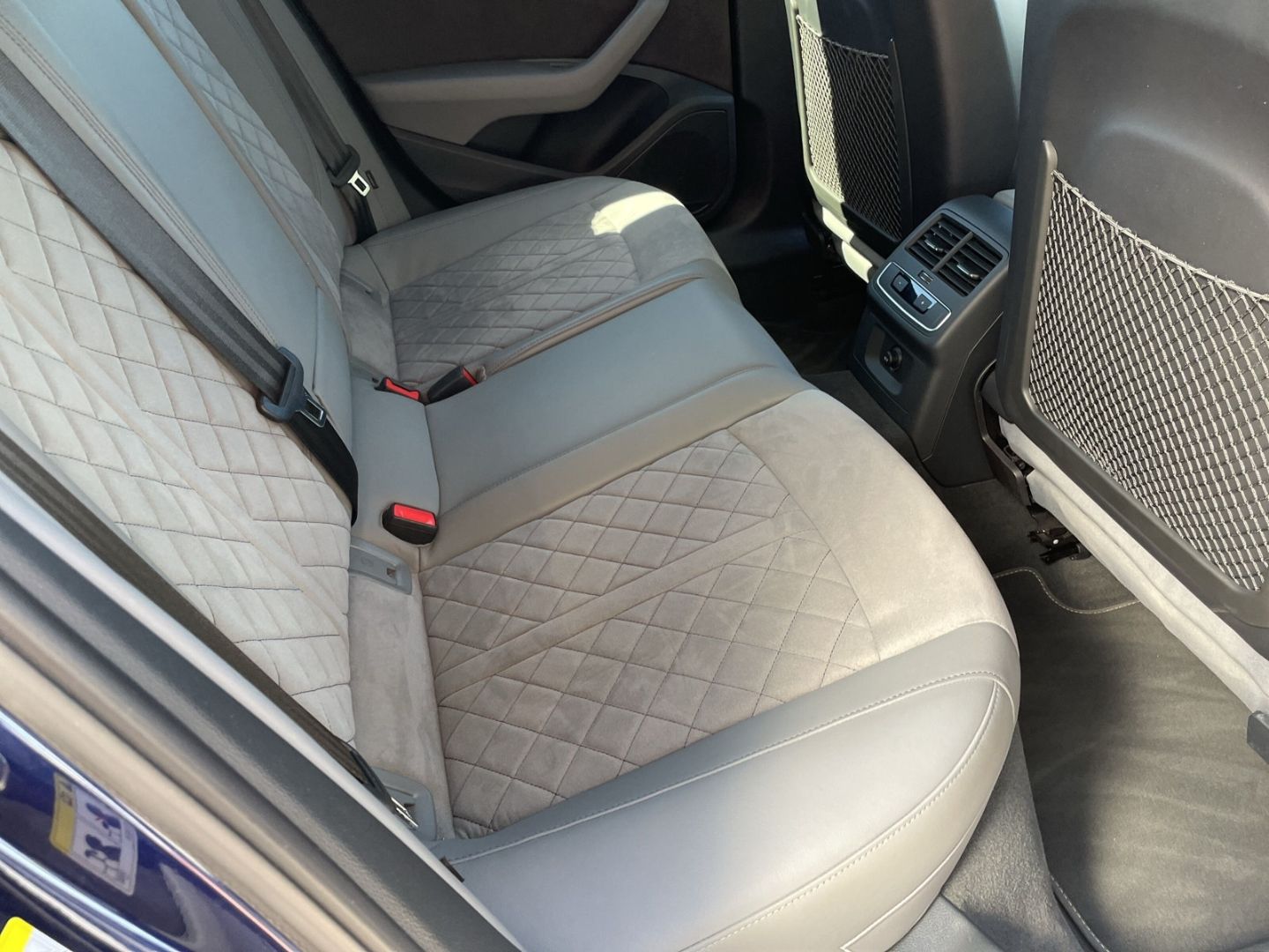 Audi A4 Avant 50 TDI S-Line qu Matrix AHK Memory Kame