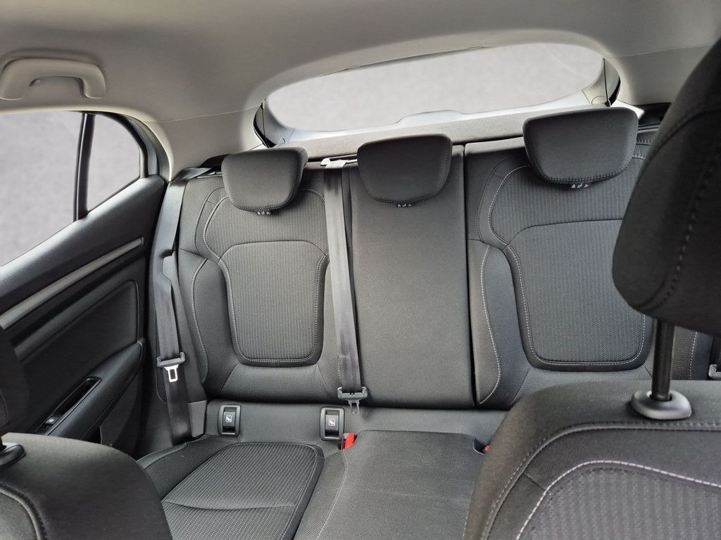 Renault Megane TCe 140 GPF EDC ZEN - Samsaru's Car Outlet