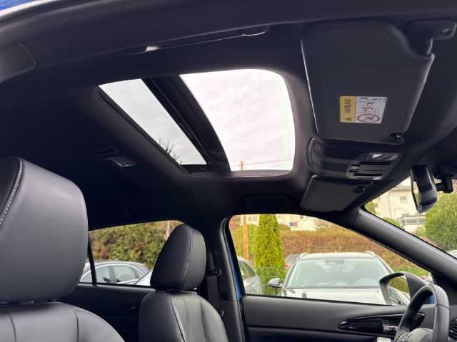 Mitsubishi Eclipse Cross TOP PHEV 4WD Glasdach HUD StandHZG