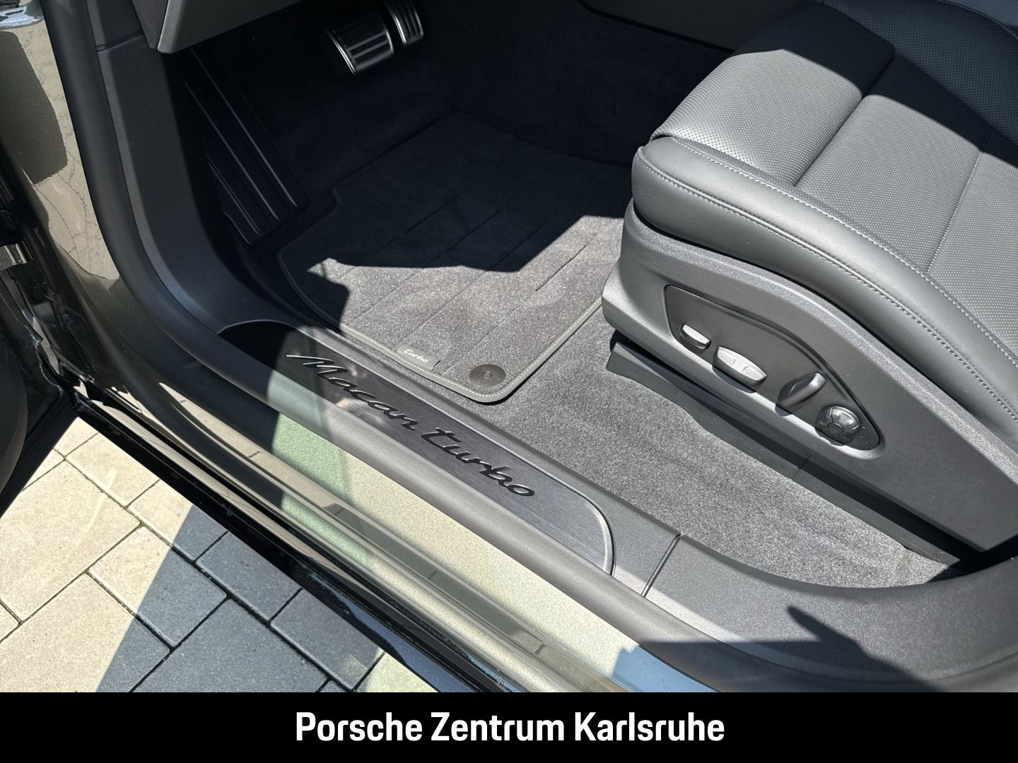 Porsche Macan Turbo BOSE Luftfederung LED-Matrix