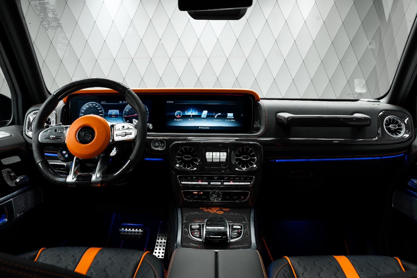 Mercedes-Benz G 63 AMG BLACK - Samsaru's Car Outlet