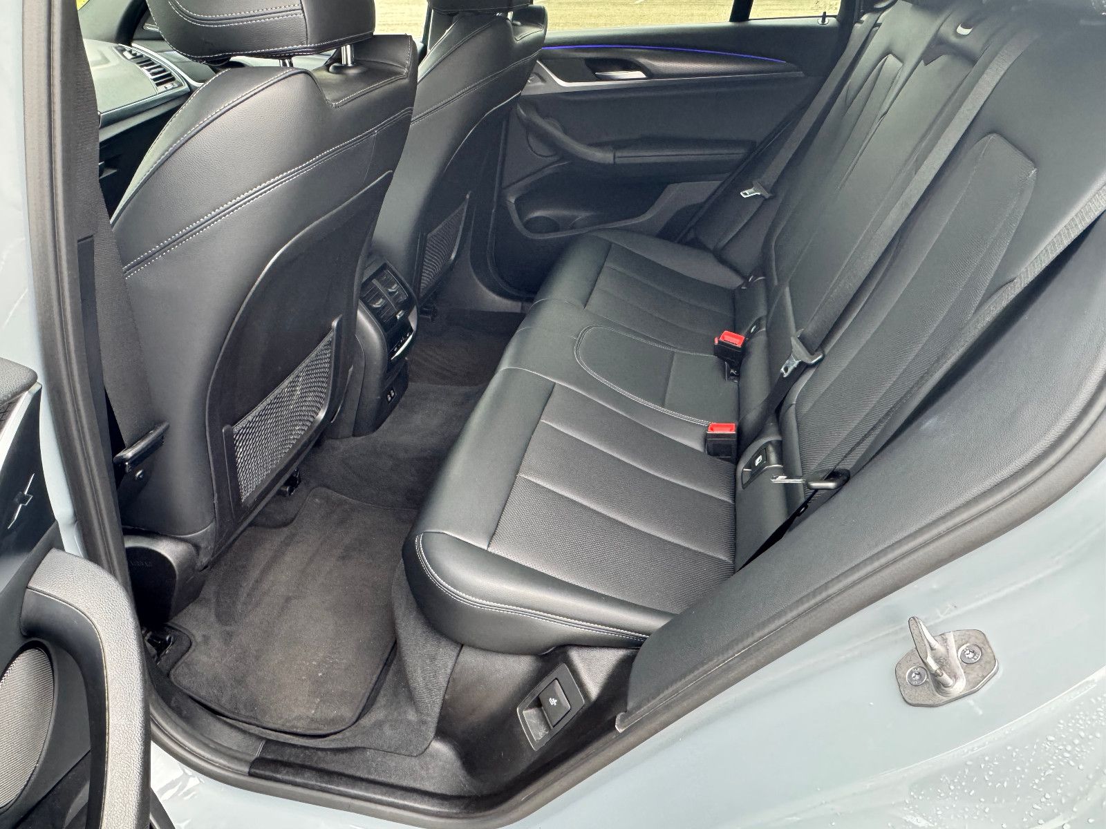 BMW X4 xDrive30d*M Sport*Laserlicht*HUD*AHK*SHZ*Kam.