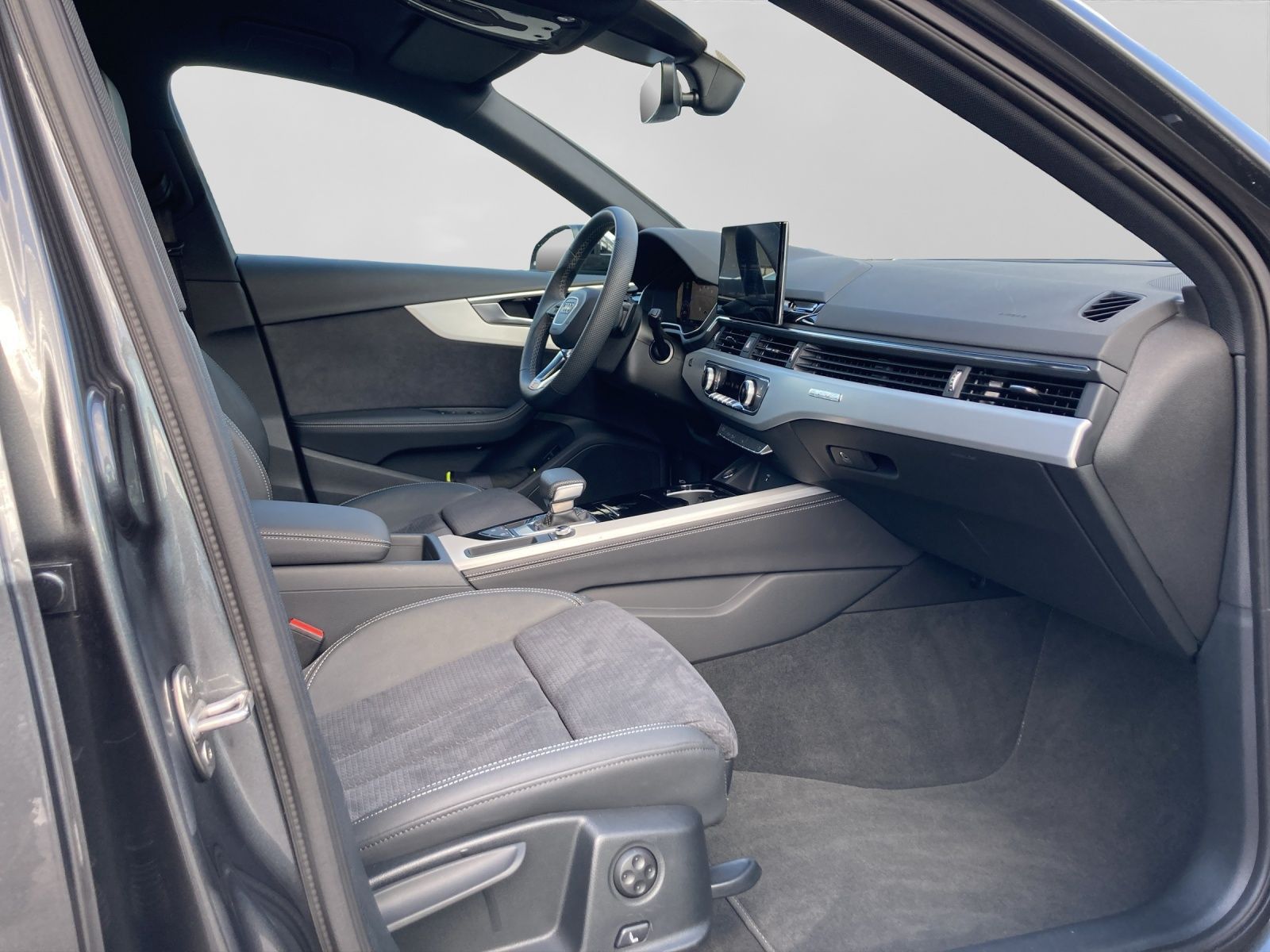 Audi A4 Avant 40 TFSI Q 2x S LINE AHK MATRIX-LED LM19