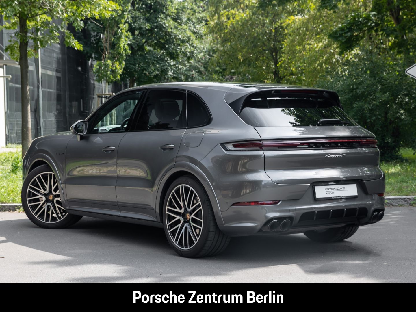 Porsche Cayenne S E-Hybrid Burmester Luftfederung