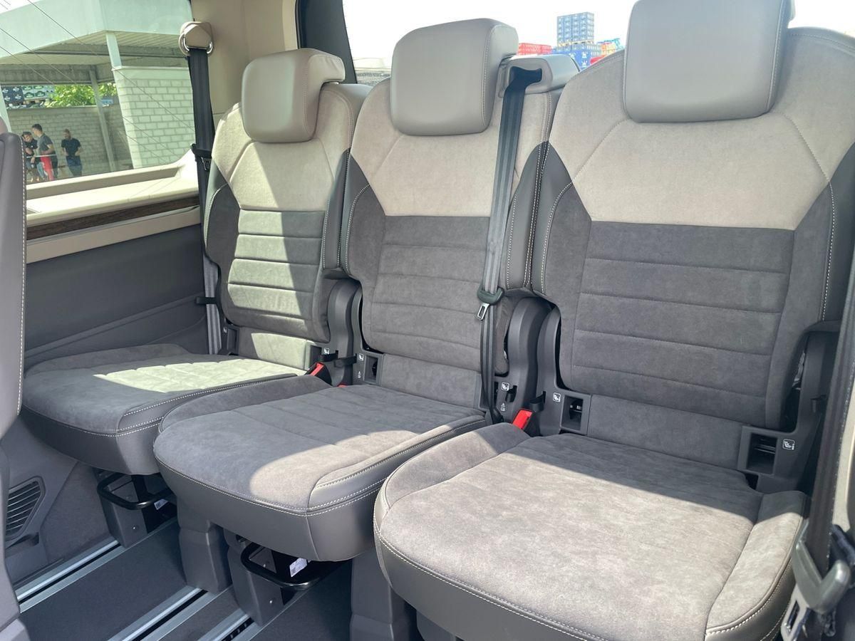 Volkswagen T7 Multivan 2.0 TDI DSG KÜ STYLE - Samsaru's Car Outlet