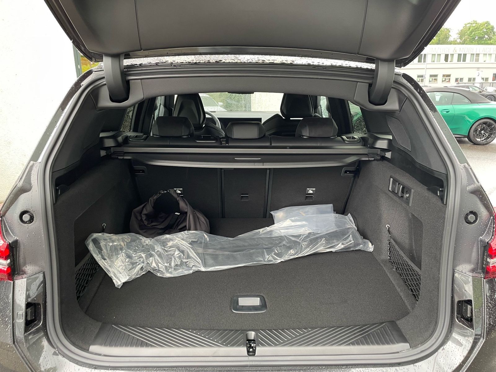 BMW X3 30e xDrive || M Sport Pro AHK Pano H&K 360°