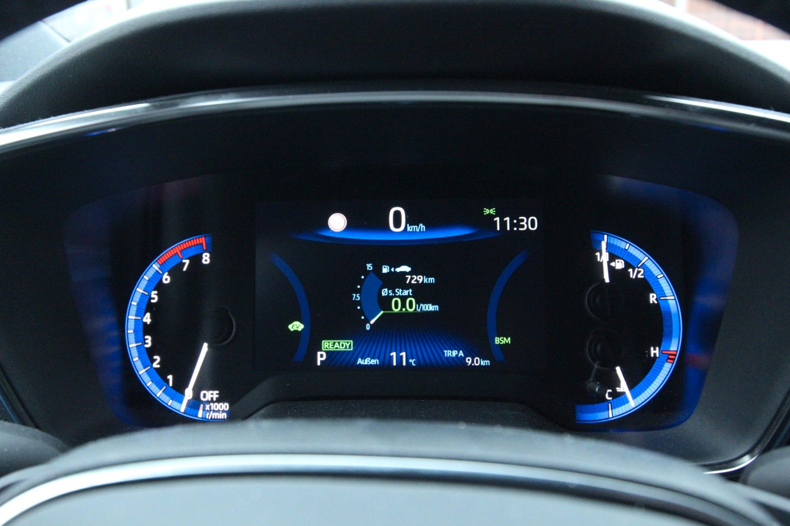 Toyota Corolla Hybrid Team - Samsaru's Car Outlet