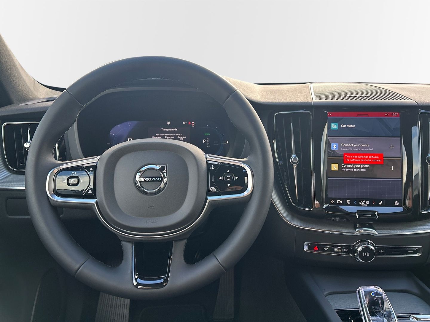 Volvo XC60 Recharge T6 AWD Plus Black Edition 21'' AHK