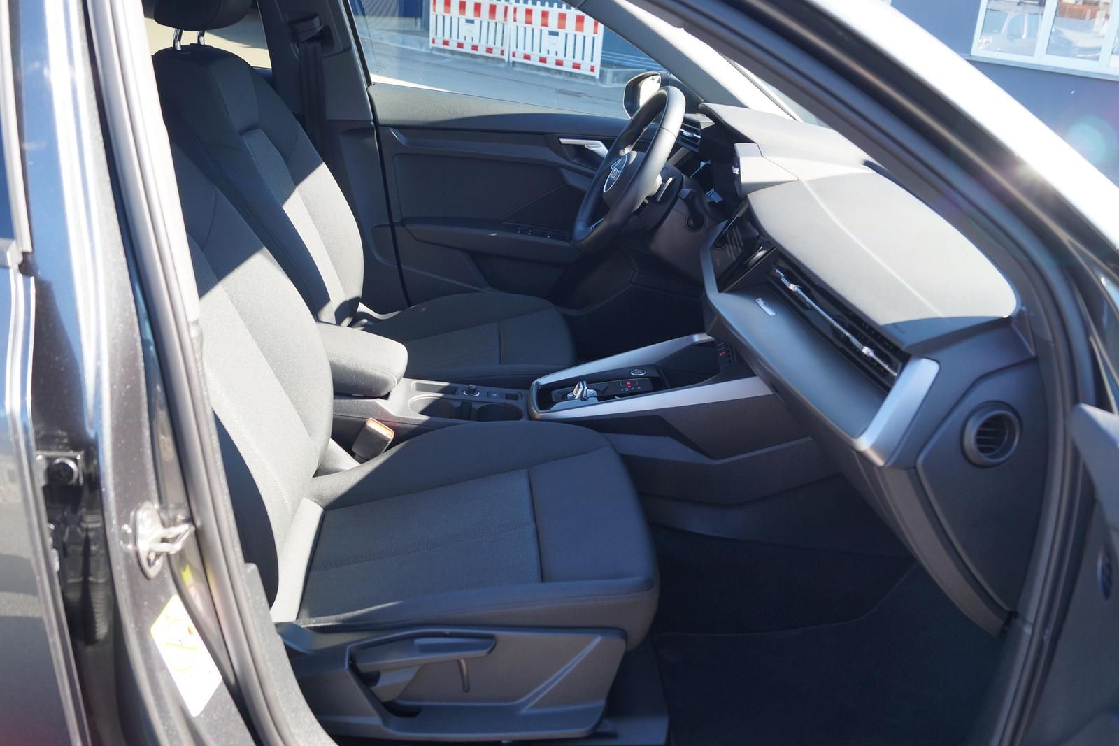 Audi A3 35 TFSI S-Line *Navi, LED, ACC, AppConnect*