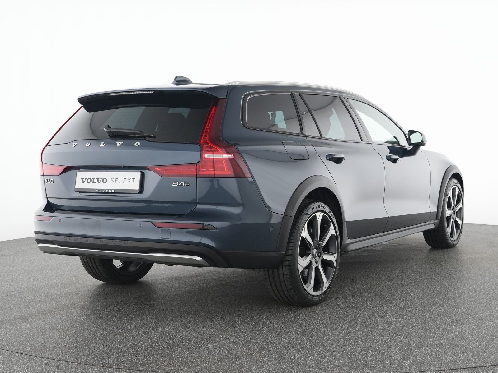 Volvo V60 CC B4 AWD Ultimate SONDERFINANZIERUNG 1,99%*