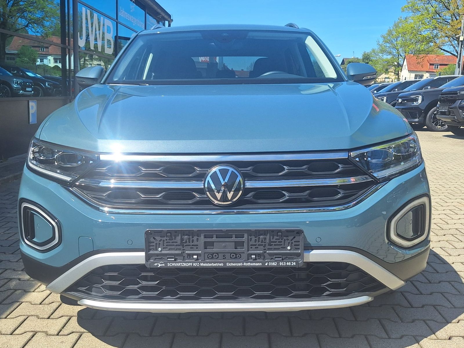 Volkswagen T-Roc Style 2.0 TDI DSG - Samsaru's Car Outlet