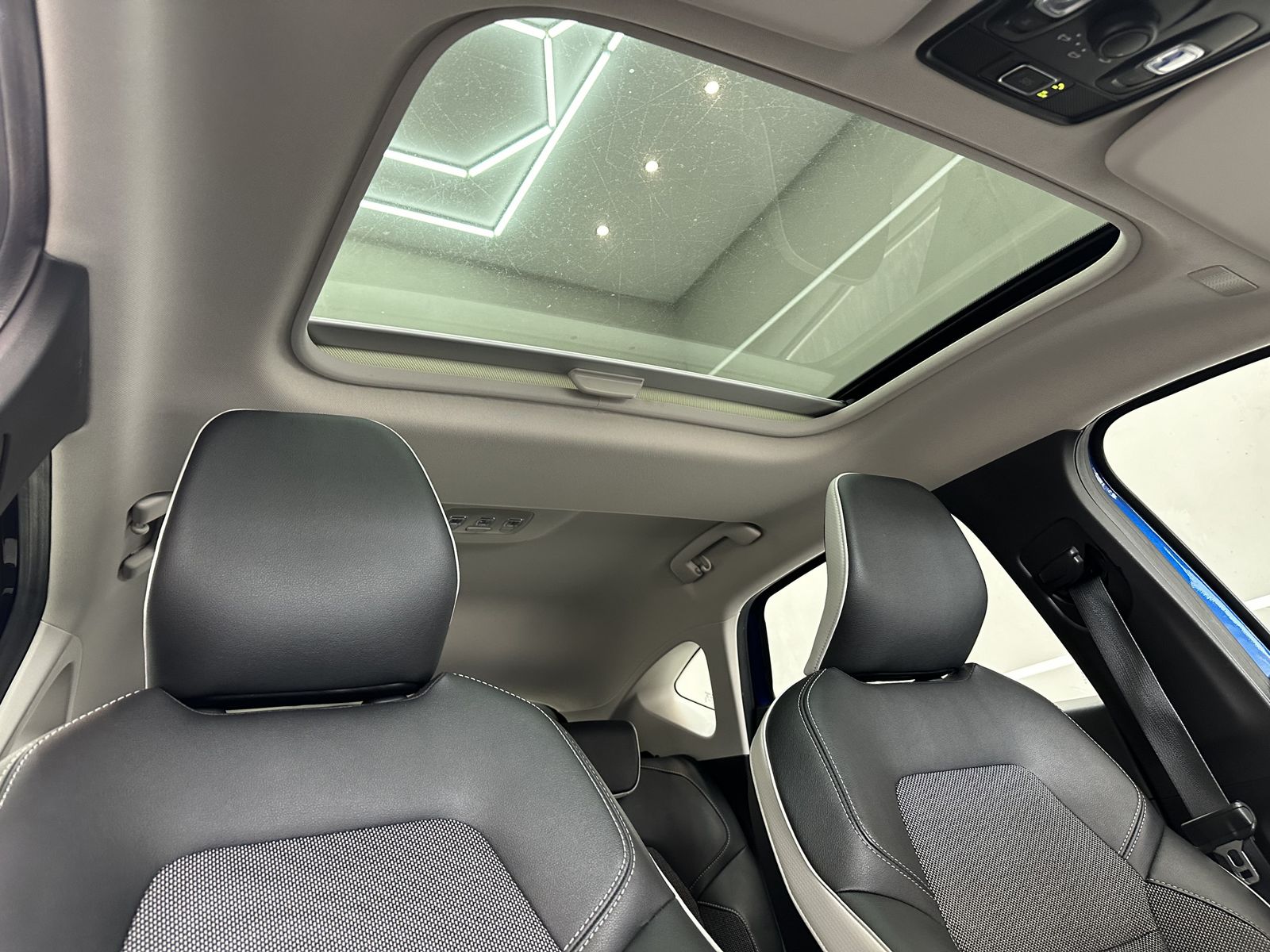 Renault Captur Intens - Samsaru's Car Outlet