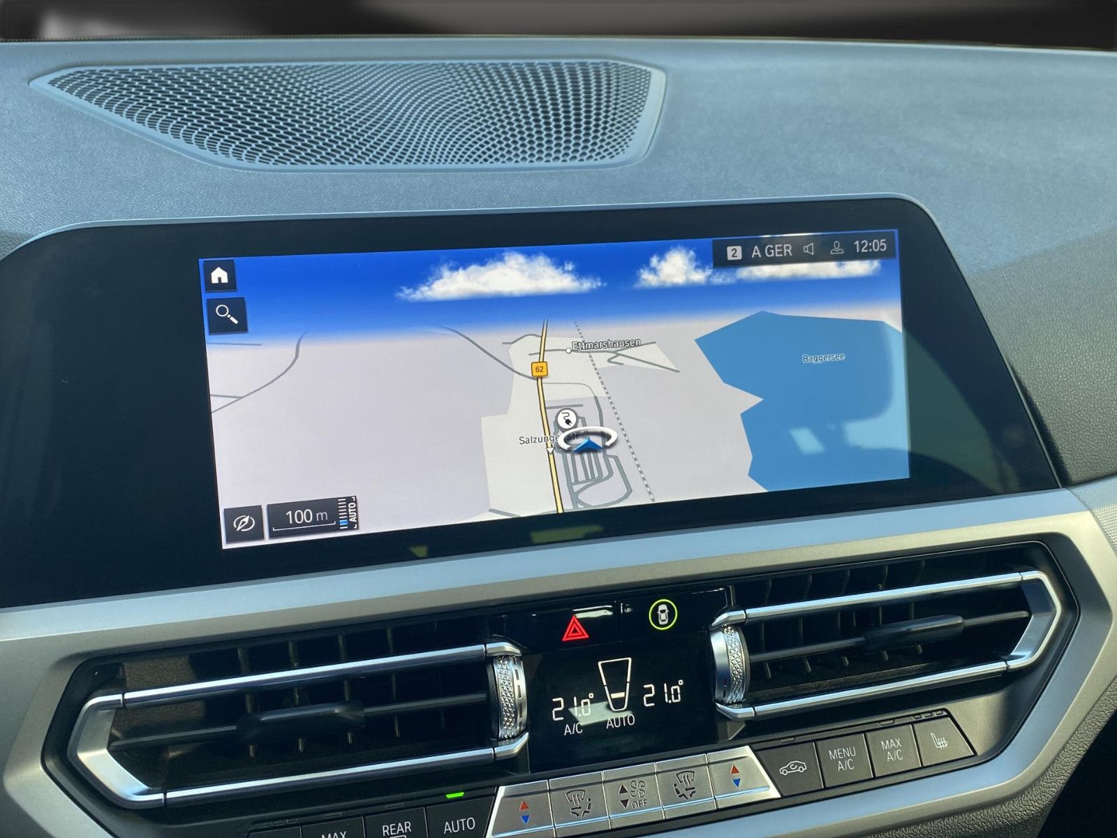 BMW 330 e - Samsaru's Car Outlet