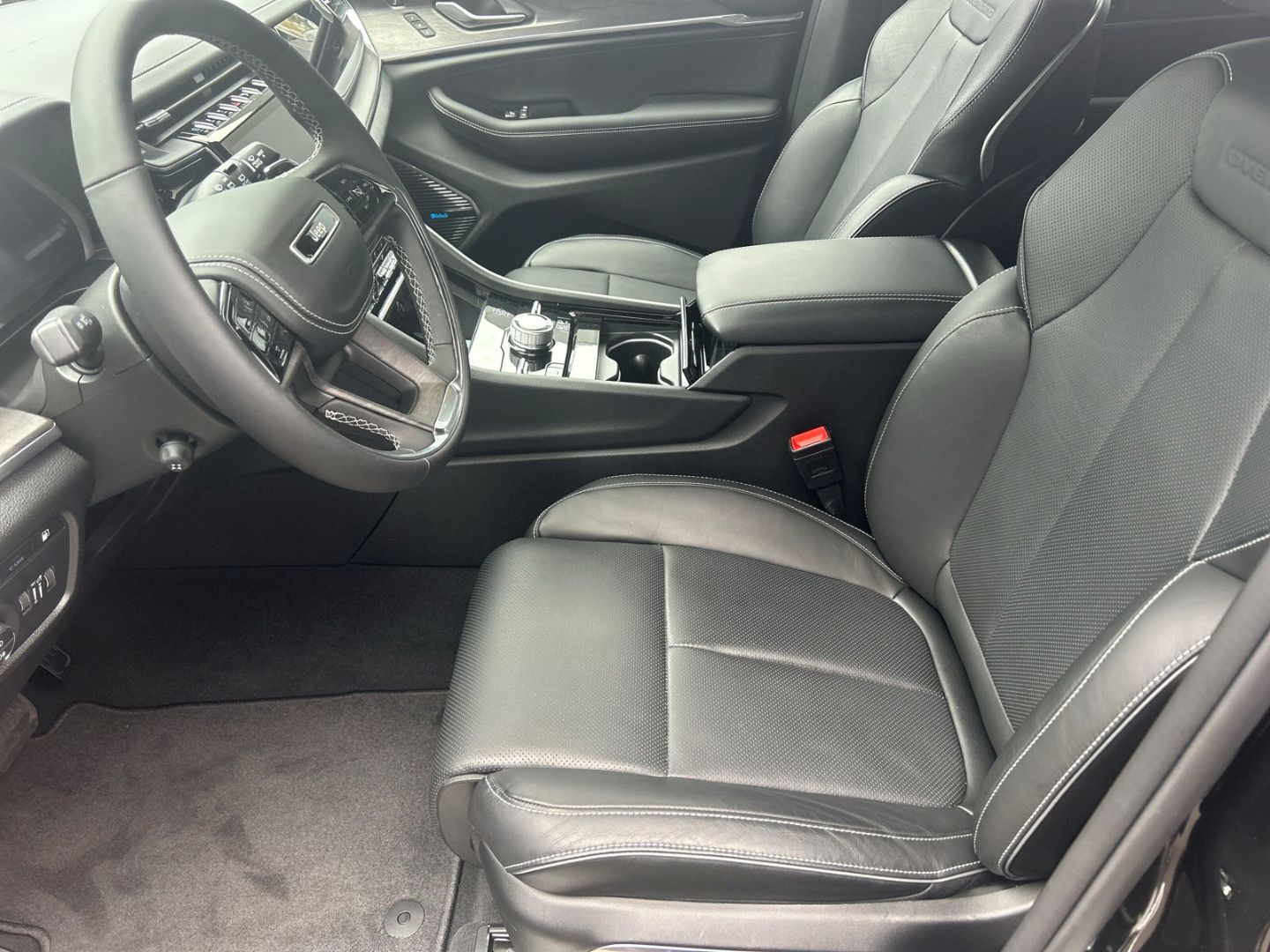 Jeep Grand Cherokee 4xe Overland HUD Navi Leder AHK