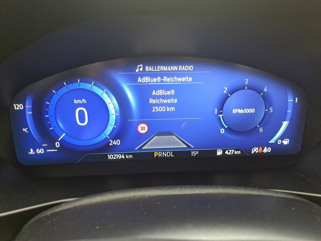 Ford Focus Turnier 1.5 EcoBlue Aut. ACTIVE X - Samsaru's Car Outlet