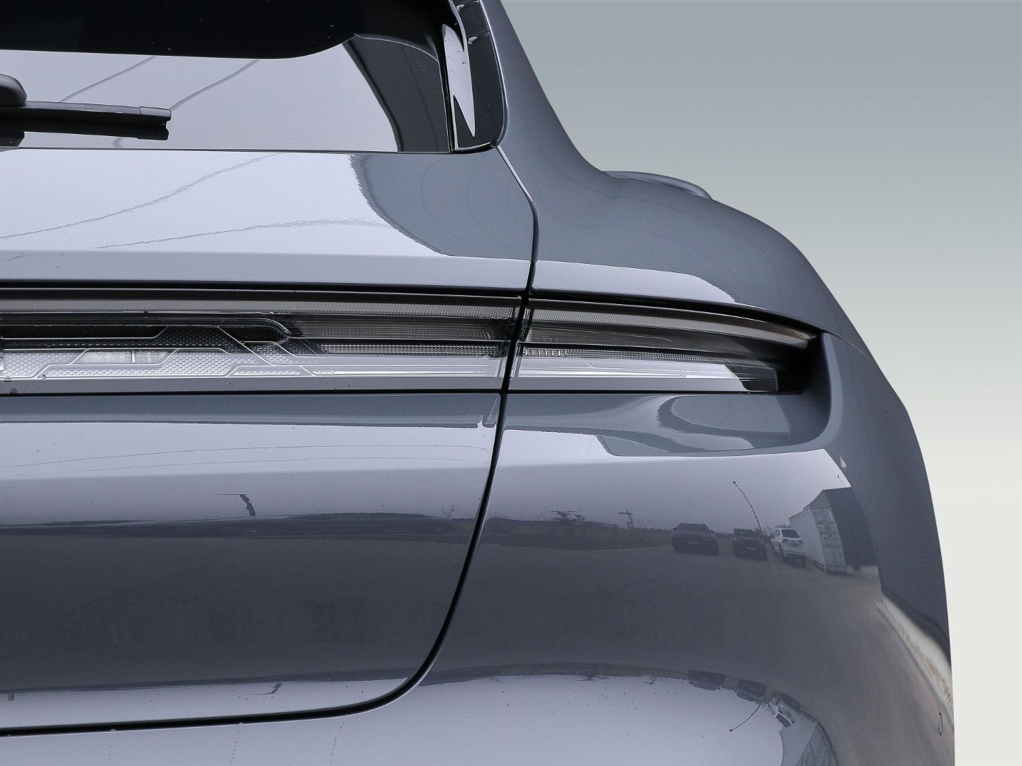 Porsche Taycan GTS Sport Turismo Burmester Panoramadach