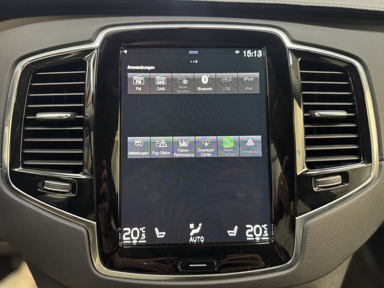 Volvo XC90 Inscription AWD - Samsaru's Car Outlet