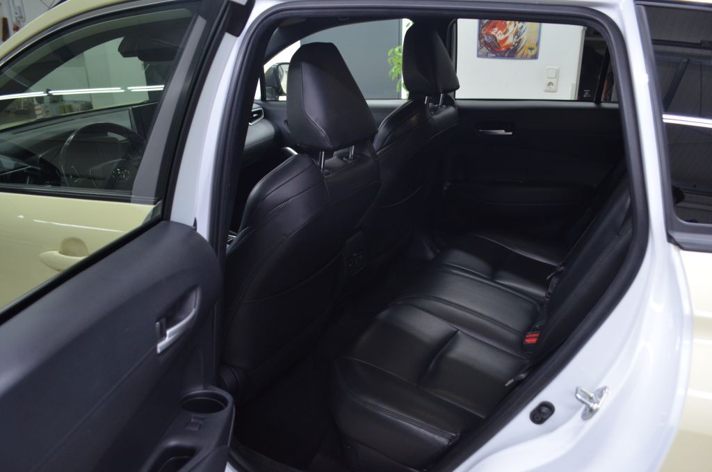 Toyota Corolla Cross 2.0 Hybrid TAXI Team D*HAHLE 07*FO