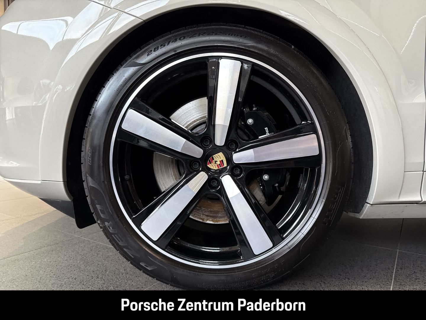 Porsche Cayenne S E-Hybrid Sportabgasanlage Panoramadach