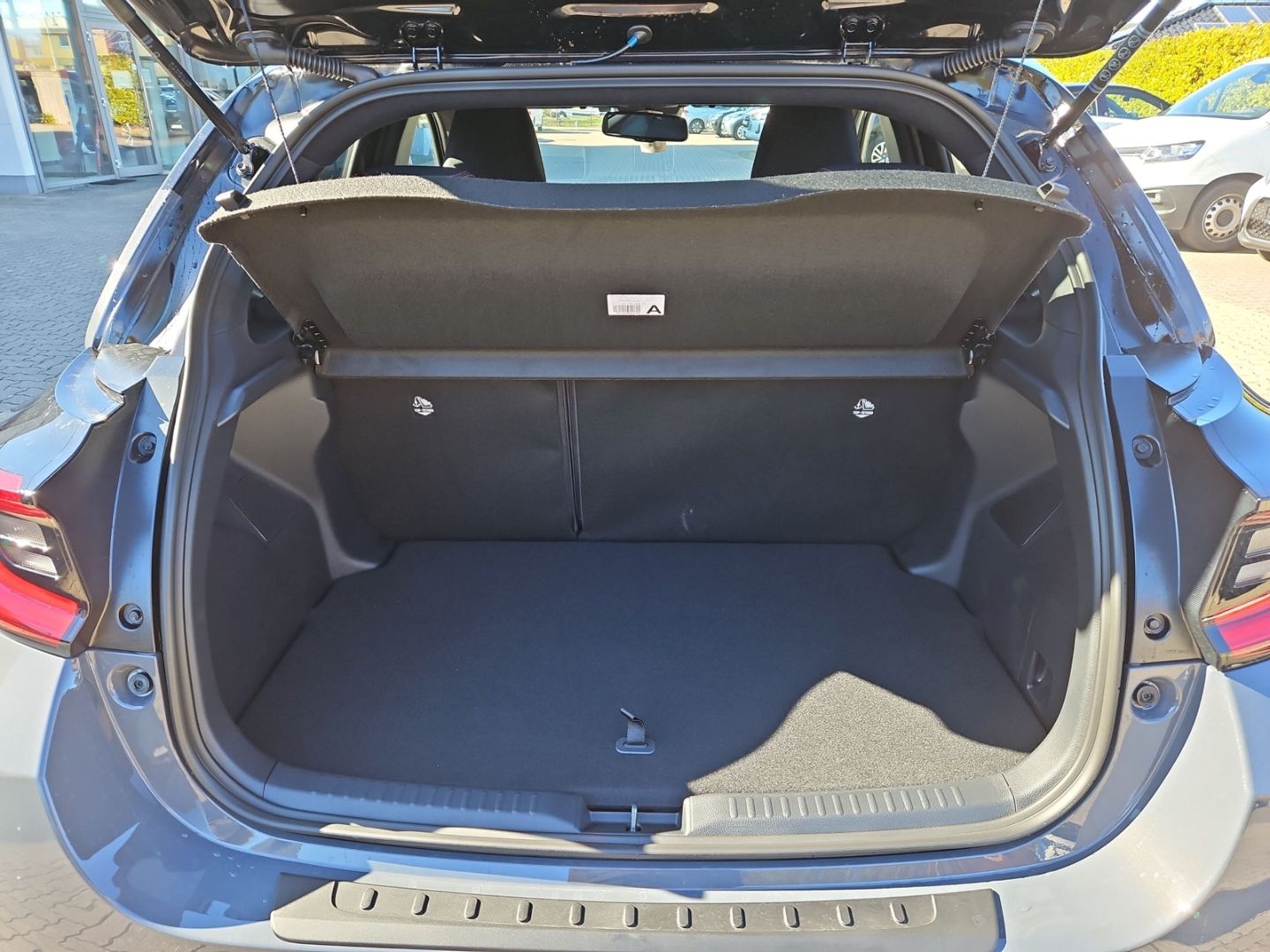 Toyota Yaris Hybrid GR Sport 1.5 Dual-VVT-iE EU6e, SHZ