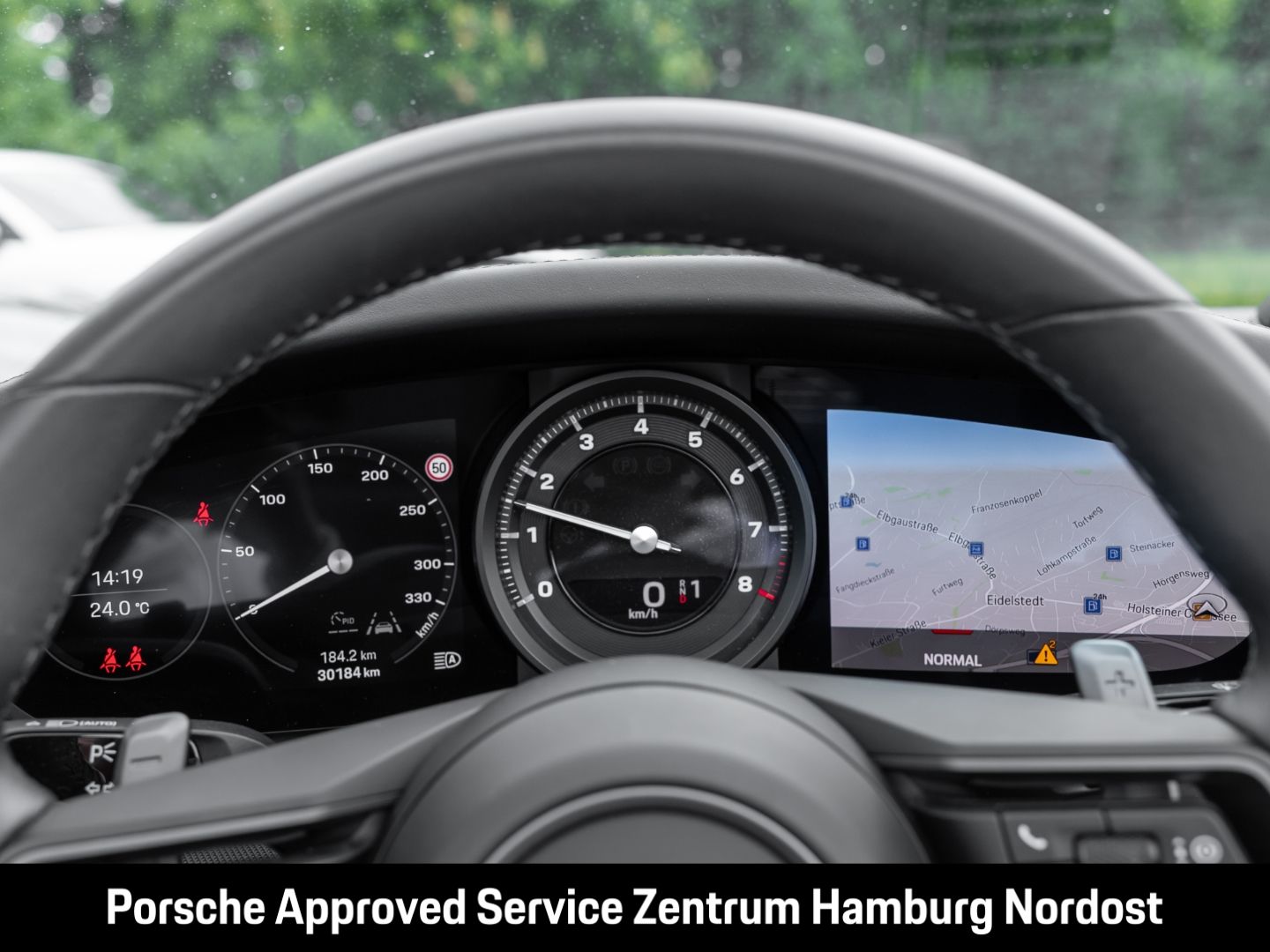 Porsche 992 (911) Carrera 4S Cabriolet Sportabgas BOSE