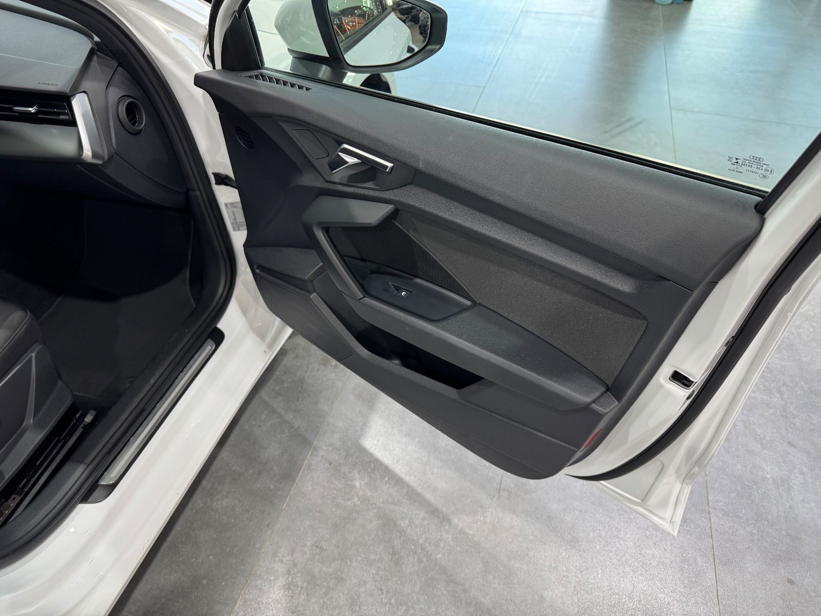 Audi A3 Sportback 40 TFSI e advanced - Samsaru's Car Outlet