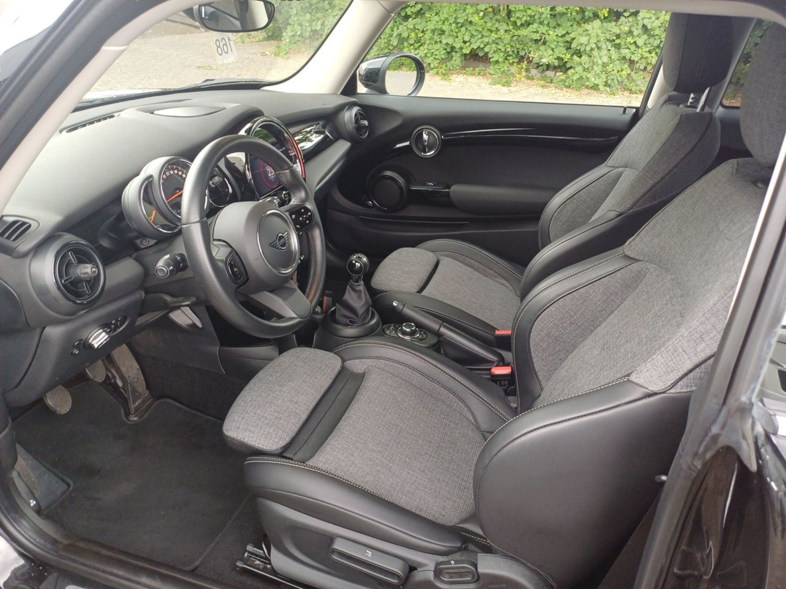 MINI One Classic - Samsaru's Car Outlet